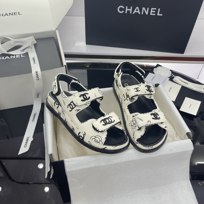 chane* sandal28