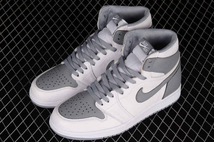 air jordan 1 high og “stealth” 555088-037