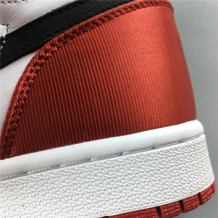 air jordan 1 satin black toe cd0461-016