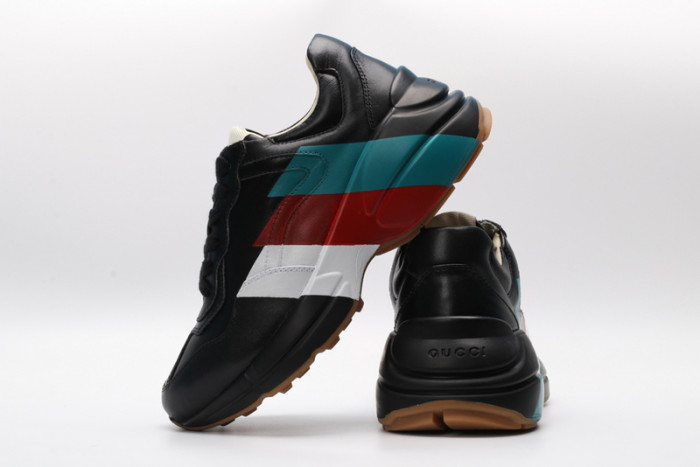 G*u*i* trainer sneaker17