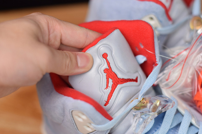 jordan 5 retro trophy room ice blue ci1899-400