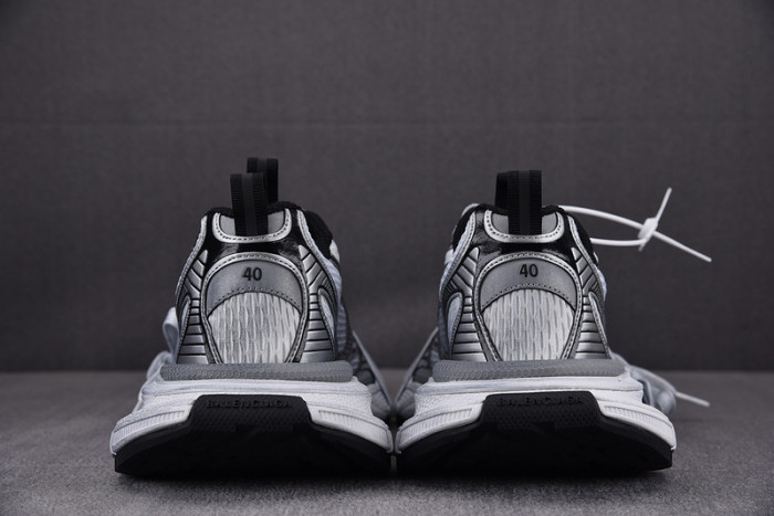 Ba*len*cia*ga phantom sneaker w1rb52802