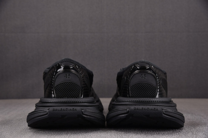 Balenciaga 3XL Sneaker W3XSO1000