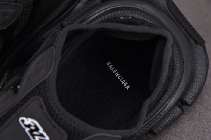 Balenciaga 3XL Sneaker W3XSO1000