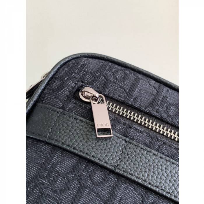 D*or SAFARI BAG d05 26 X 17 X 7CM