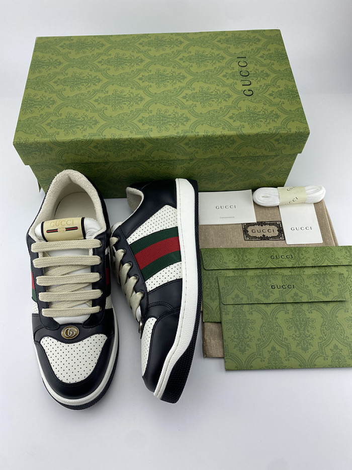 G*u*i* trainer sneaker 116