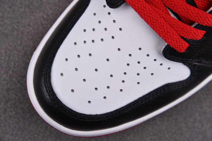 air jordan 1 low og "black toe" cz0790-106