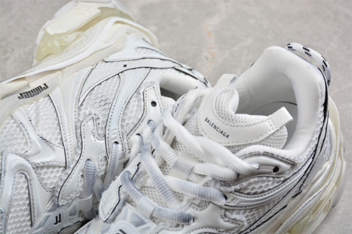 Balenciaga runner W3RXP9010