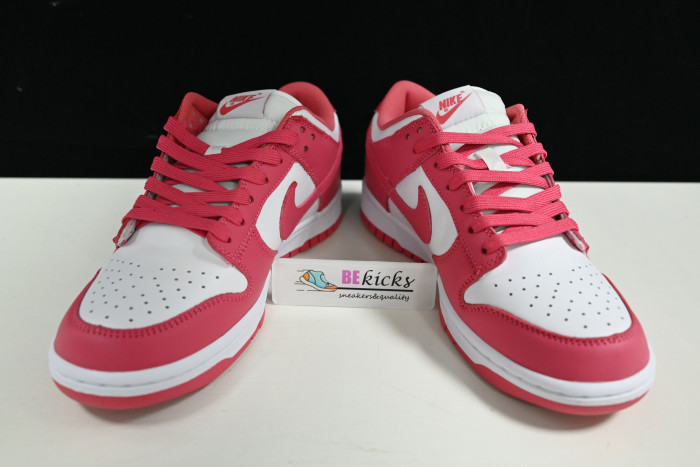 nike dunk low archeo pink dd1503-111