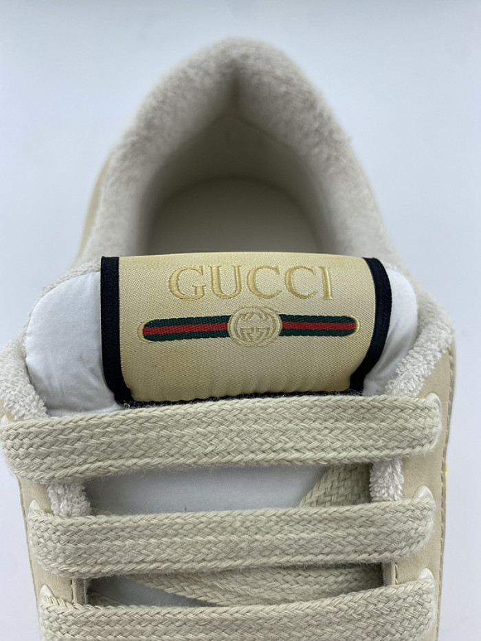 G*u*i* trainer sneaker 121