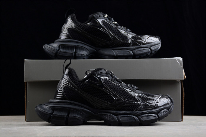 Balenciaga Phantom Sneaker W1B02 0103