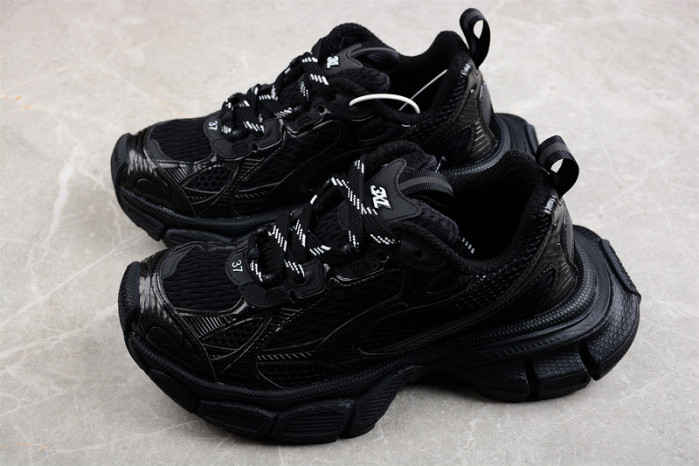 Balenciaga Phantom Sneaker W1B02 0103