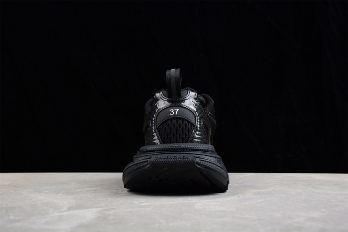 Balenciaga Phantom Sneaker W1B02 0103