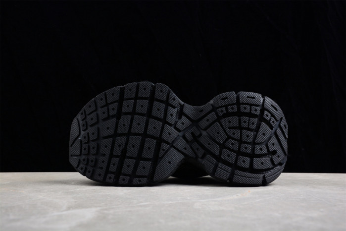 Balenciaga Phantom Sneaker W1B02 0103