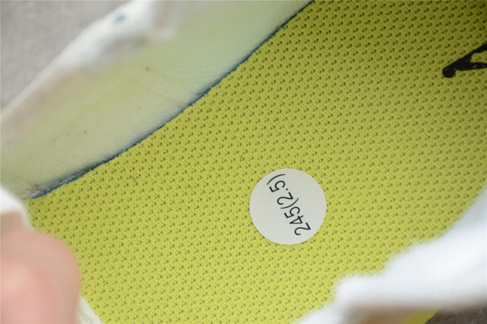 jordan 1 mid se voltage yellow (w) db2822-107