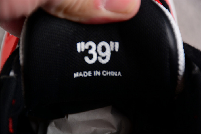 OFW Out Of Office OOO Low Tops Black White Red OMIA189S22LEA0012510