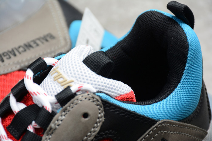 triples trainer clear sole sneakers 3000012