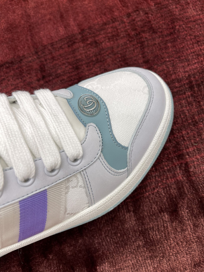 G*u*i* trainer sneaker 124