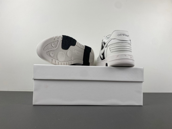 OW OUT OF OFFICE LOW TOPS OW7