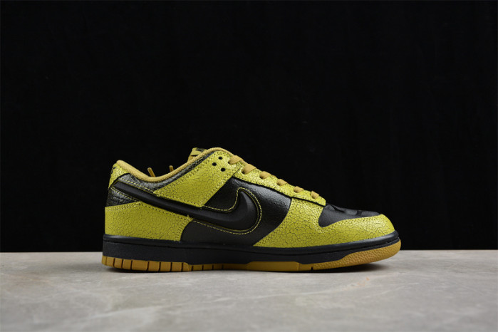 Nike Dunk Low QS Halloween Skull HV6103-300