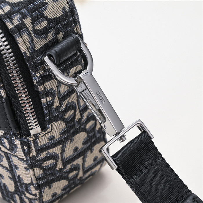 D*or SAFARI BAG d04 22 x 15 x 6 cm