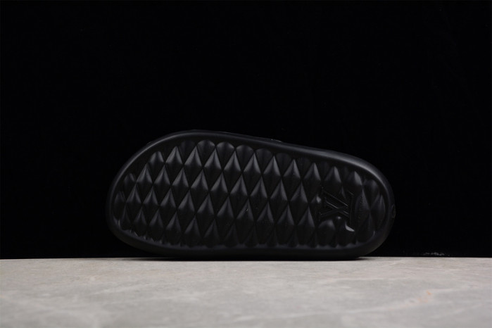 l&v slipper black 15