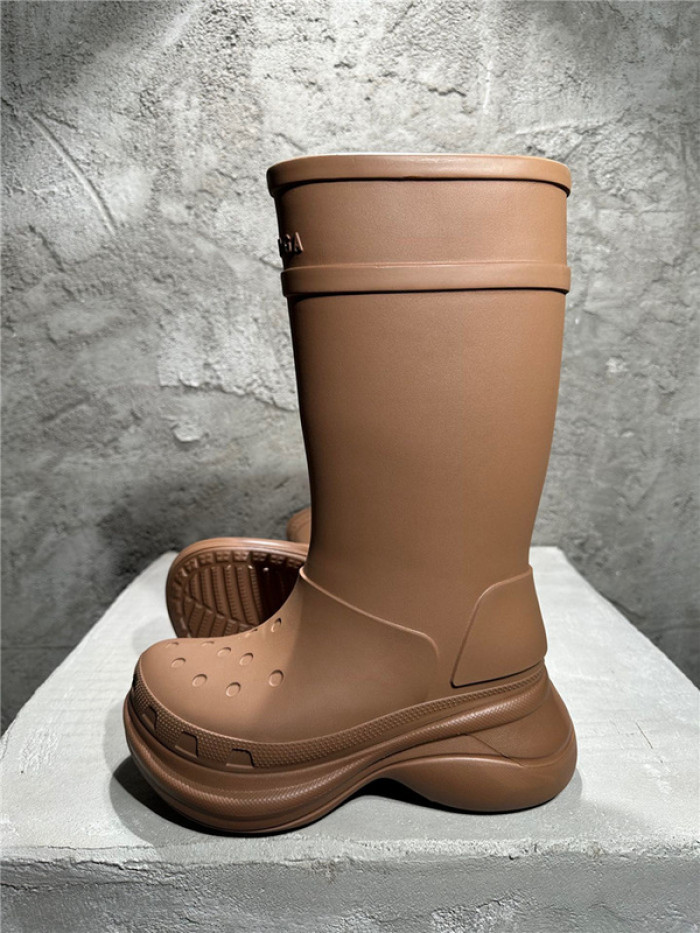 BALENCIAG* BOOT 205