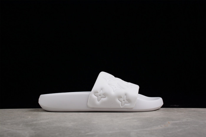 l&v slipper white 17