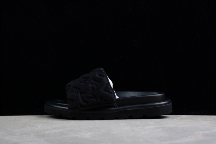l&v slipper black 20
