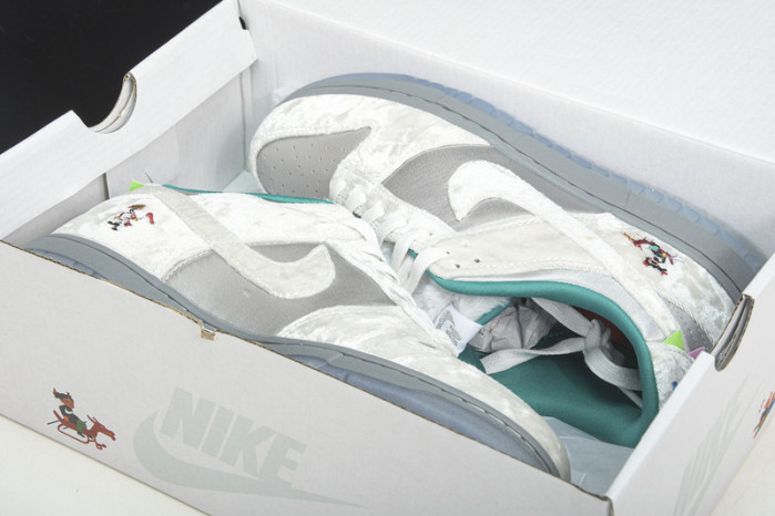 nike dunk low ice do2326-001