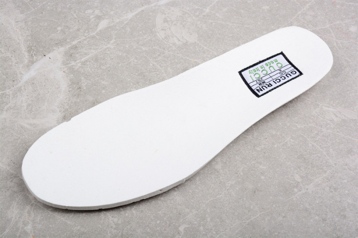 G*u*i* trainer sneaker usn10-8485