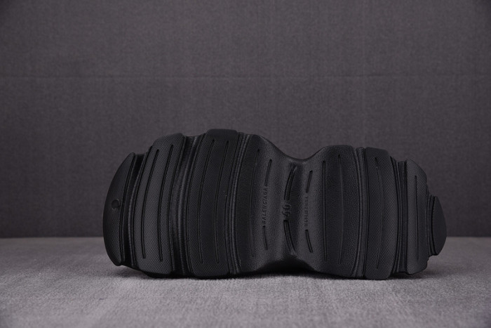 balenciag* hd lace-up sneaker w3ces1000