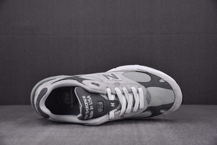 new balance 993 miusa grey mr993gl
