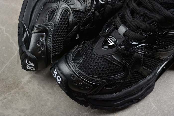 Balenciaga runner W3RXP1090