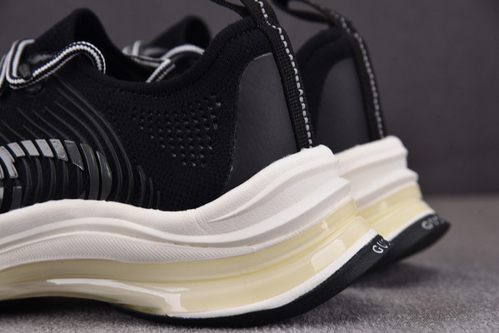 G*u*i* trainer sneaker usm108442