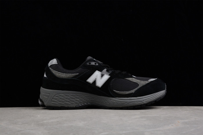 new balance 2002r black dark grey white m2002rr1