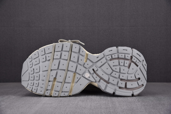 Ba*len*cia*ga phantom sneaker w3xl49191