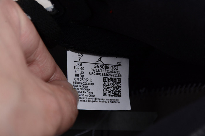 jordan 1 retro high og heritage 555088-161