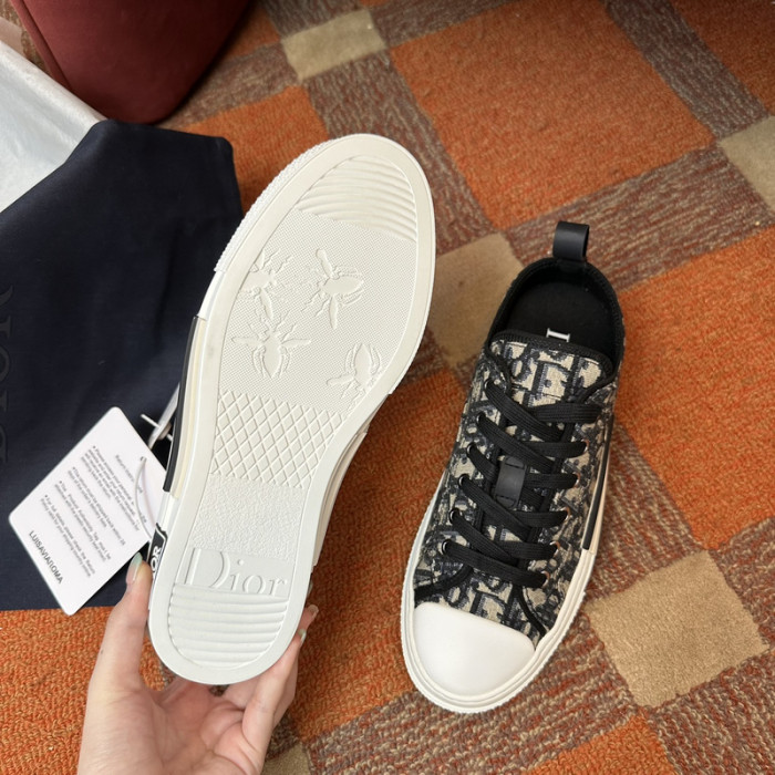 DIO* SNEAKERS B30 T0000-222