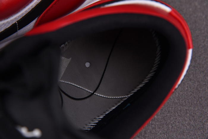 air jordan 1 low black toe(2019) 553558-116