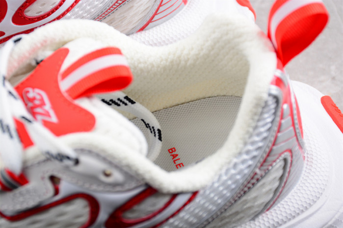 Ba*len*cia*ga phantom sneaker w2rg31203