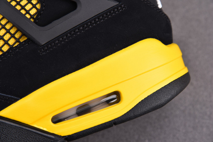 air jordan 4 retro "thunder" dh6927-017