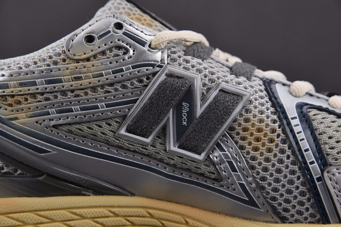 new balance 1906r thisisneverthat 