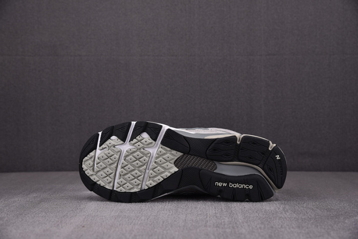 new balance 990v3 grey m990gy3