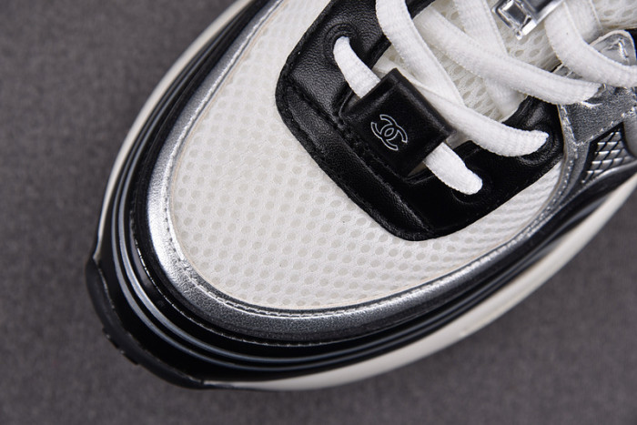 chane* snekaers c0000015