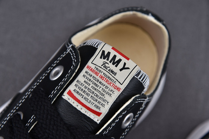 mihara yasuhiro a01fw70440