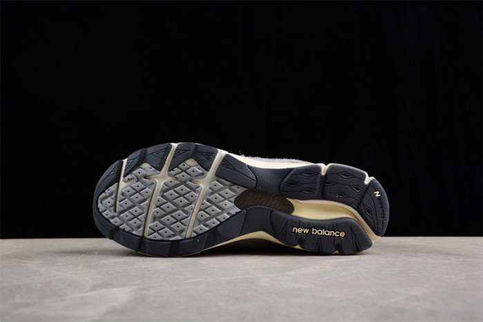 new balance 990v3 miusa teddy santis marblehead incense m990tg3